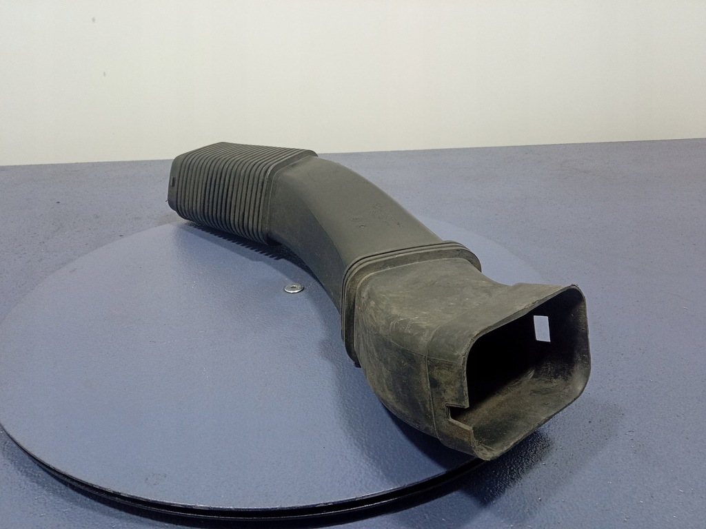 фото №4, Bmw 7 f01 f02 f07 3.0d n57 труба воздухозаборник воздуха 7800155