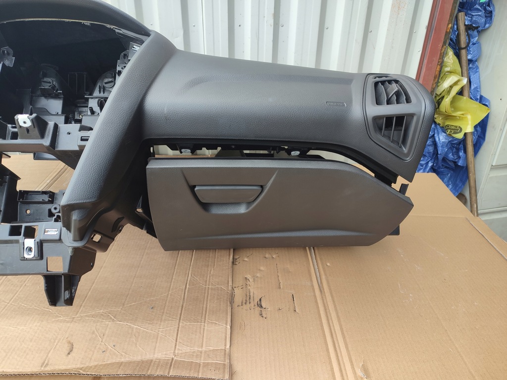 фото №5, Панель приладів приладова консоль панель приладів ford focus mk3 europa