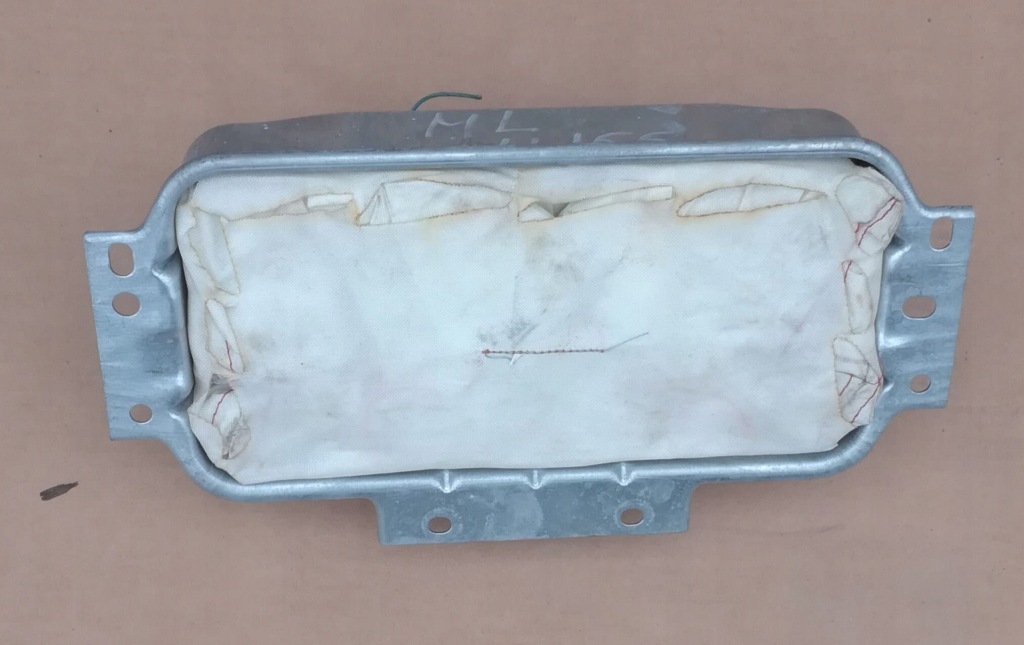 фото №1, Mercedes ml w166 gl w166 gle подушка воздушная пассажира подушка безопасности оригинал