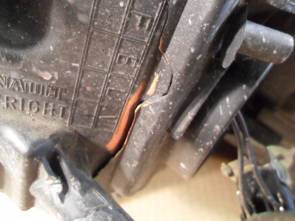 фото №11, Renault kadjar 15- фара перед правый