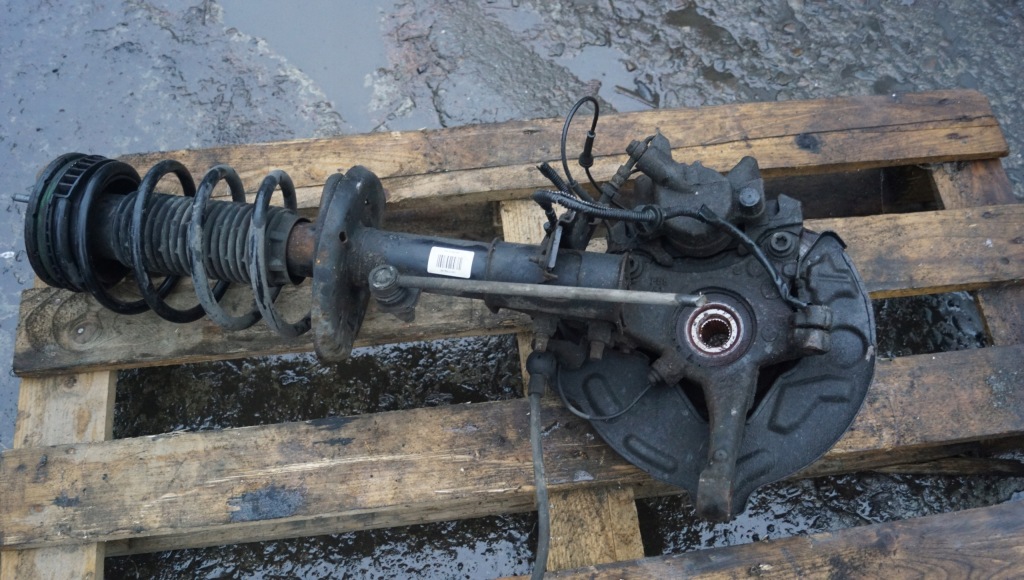 фото №10, Поворотный кулак амортизатор левый перед peugeot 508 i 1.6