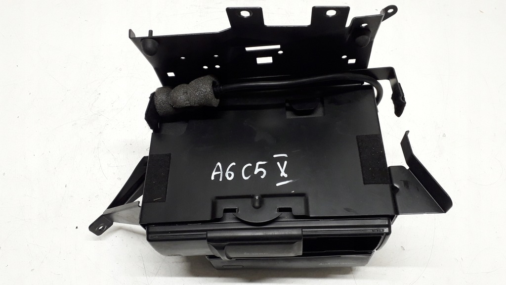 фото №10, Audi a6 c5 чейнджер навигация navi gps каркас