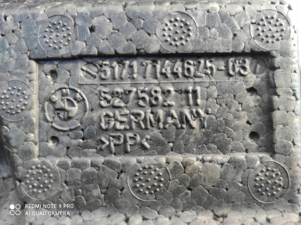 Bmw 5 e60 кронштейн пенополистирол подкрылок левый 7144625 Киев