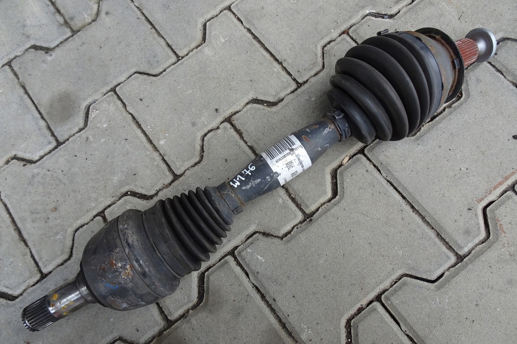 фото №1, Mercedes w176 приводной вал левая короткий