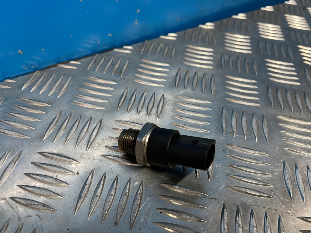 фото №1, Mercedes w169 2,0 cdi датчик тиску пального