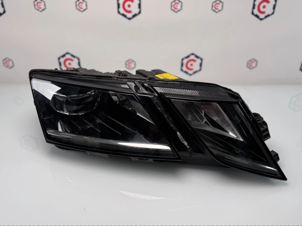 Купить Фара правая перед skoda octavia 3 рестайлинг  full led