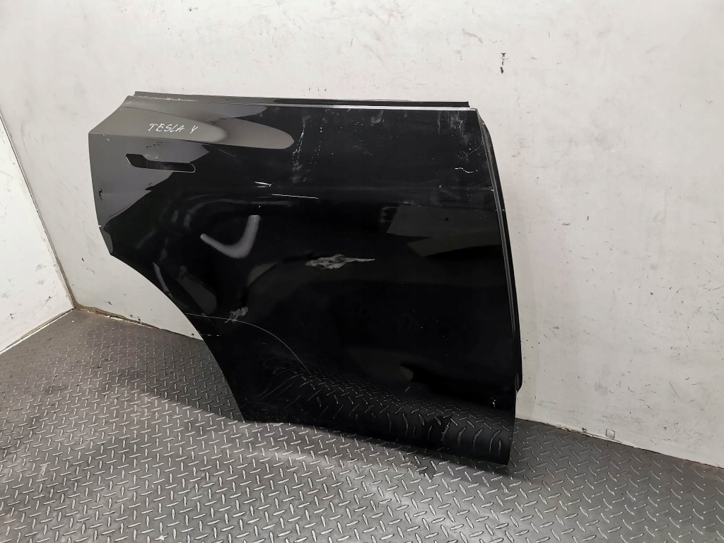 Купить Дверь правый  задняя tesla model y