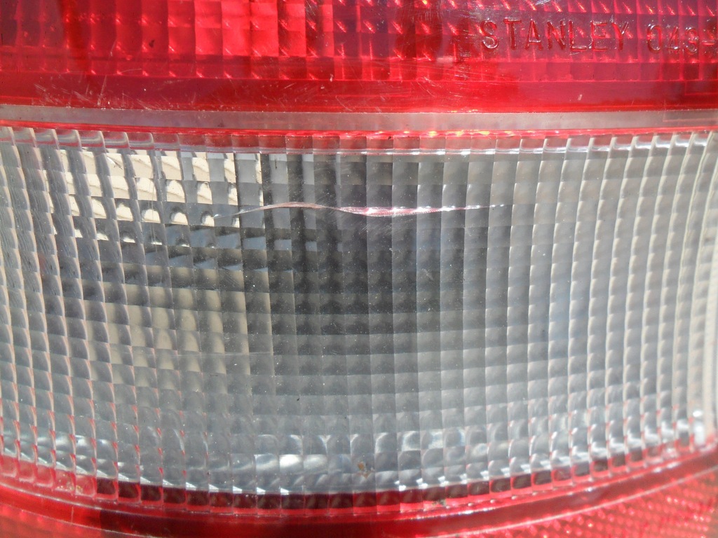 фото №8, Suzuki baleno combi 2000-2002 лампа задня права