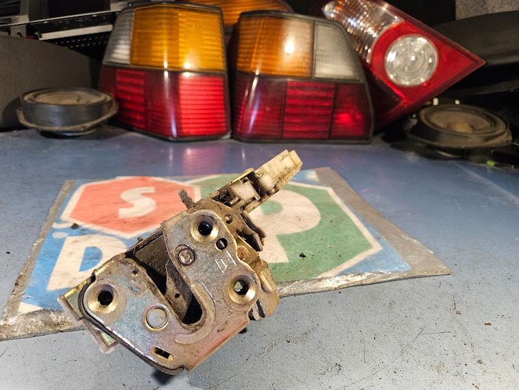 фото №5, Замок дверь левый задняя задний almera n16 82553bm760