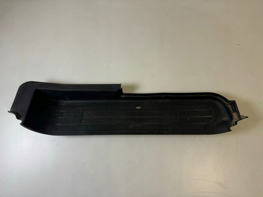 фото №1, Молдинг порог подножка левый перед mercedes vito w639