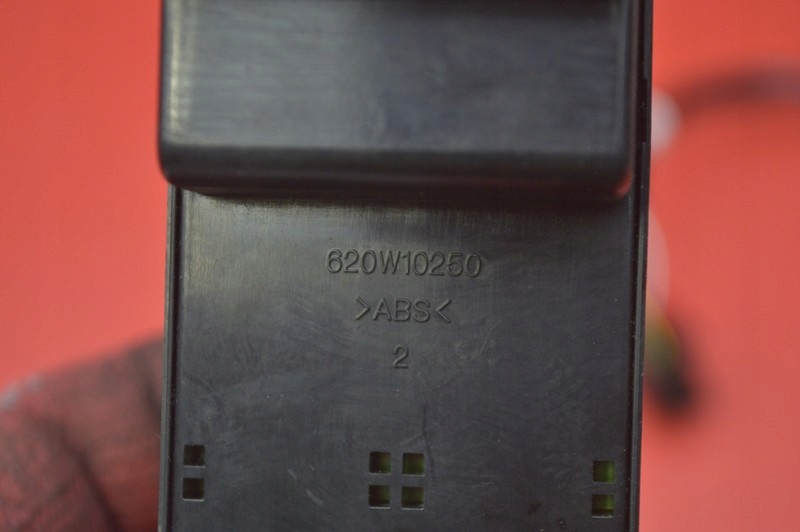 фото №7, Панель керування вікон eu 620w10250 kia rio lift 02-05