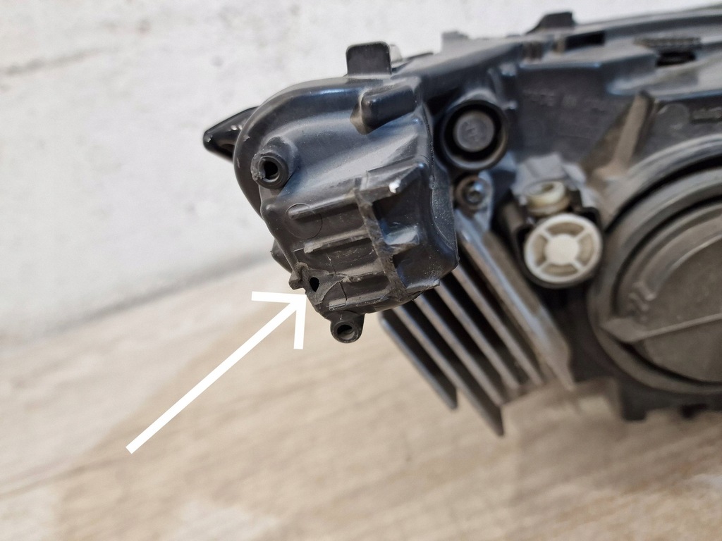 фото №7, Bmw i3 лампа передня ліва full led адаптивний europa n 2013-2017