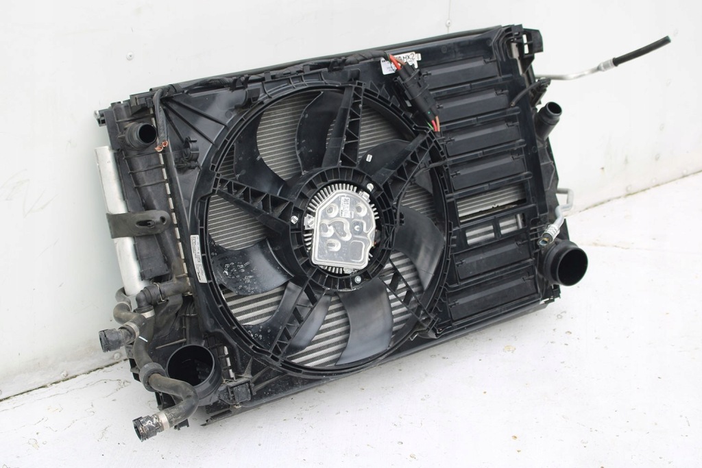 Купить Bmw x2 радиатор воды 8645771 кондиционер 9271206 вентилятор 7636071 8645860 chło