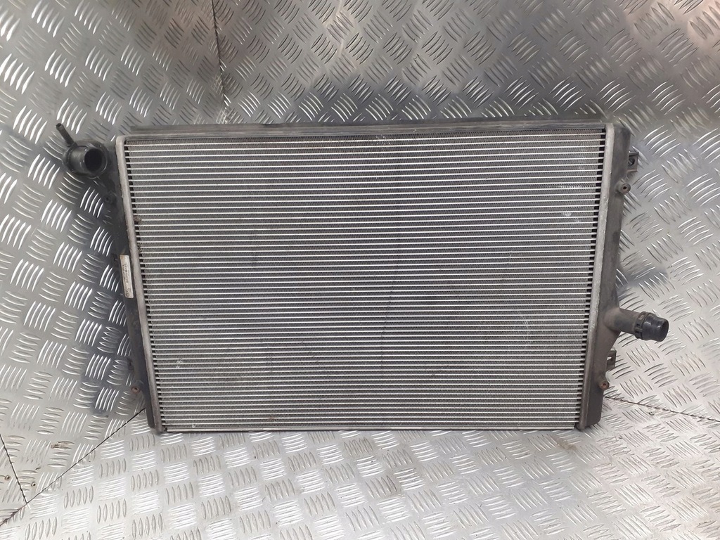 фото №1, Радиатор wody vw golf v plus 2.0 tdi 1k0121251n