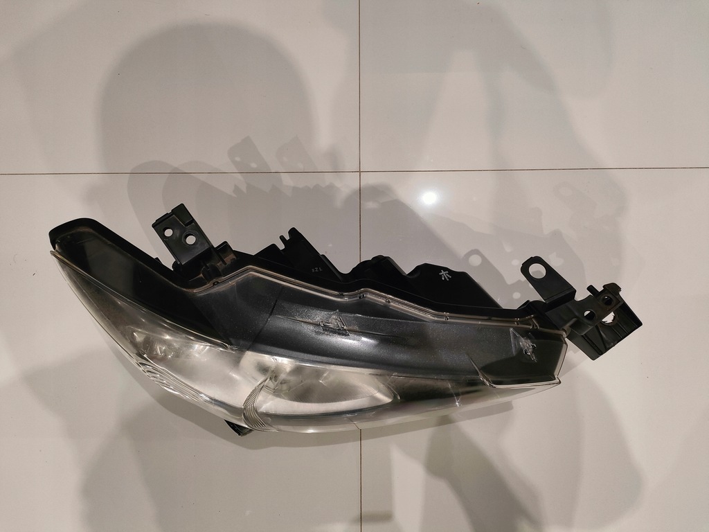 фото №10, Mazda 6 iii gj 2012-2015 лампа левая i правая перед линза uk