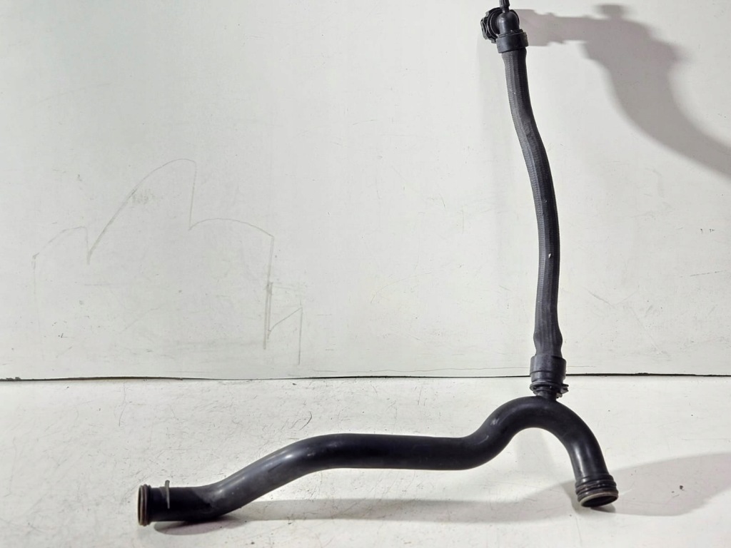 Купити Труба патрубок шланг води peugeot