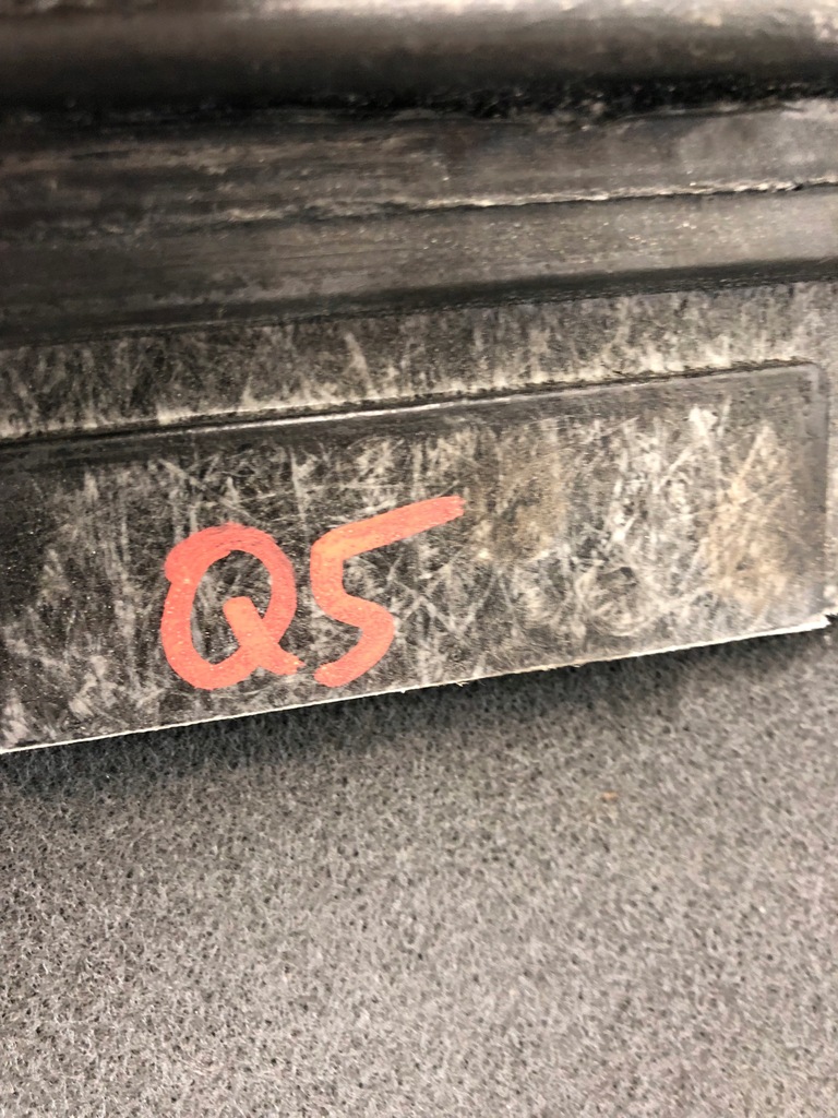 фото №7, Защита пол багажника audi q5 8r0861529a