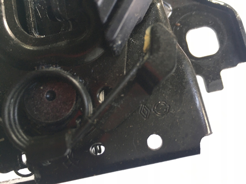 фото №4, Замок капот капот dacia sandero iii