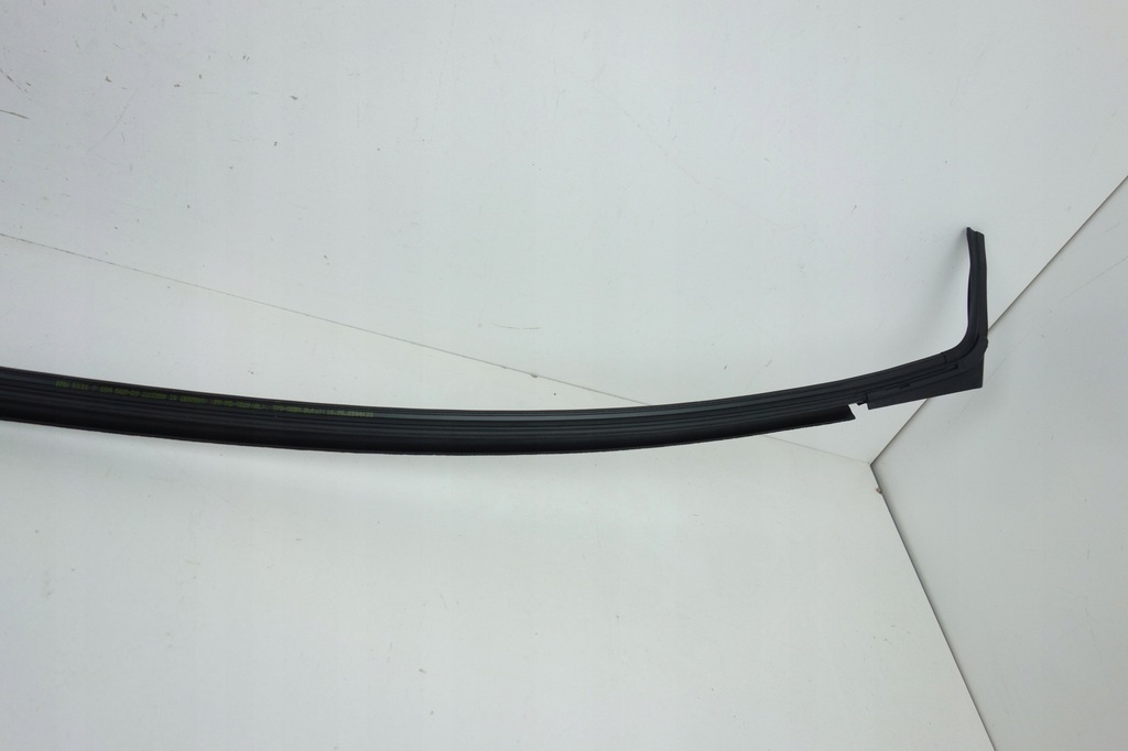 фото №8, Bmw 7 f01 f02 прокладка нижняя задний стекло nowa! oe! 7184569