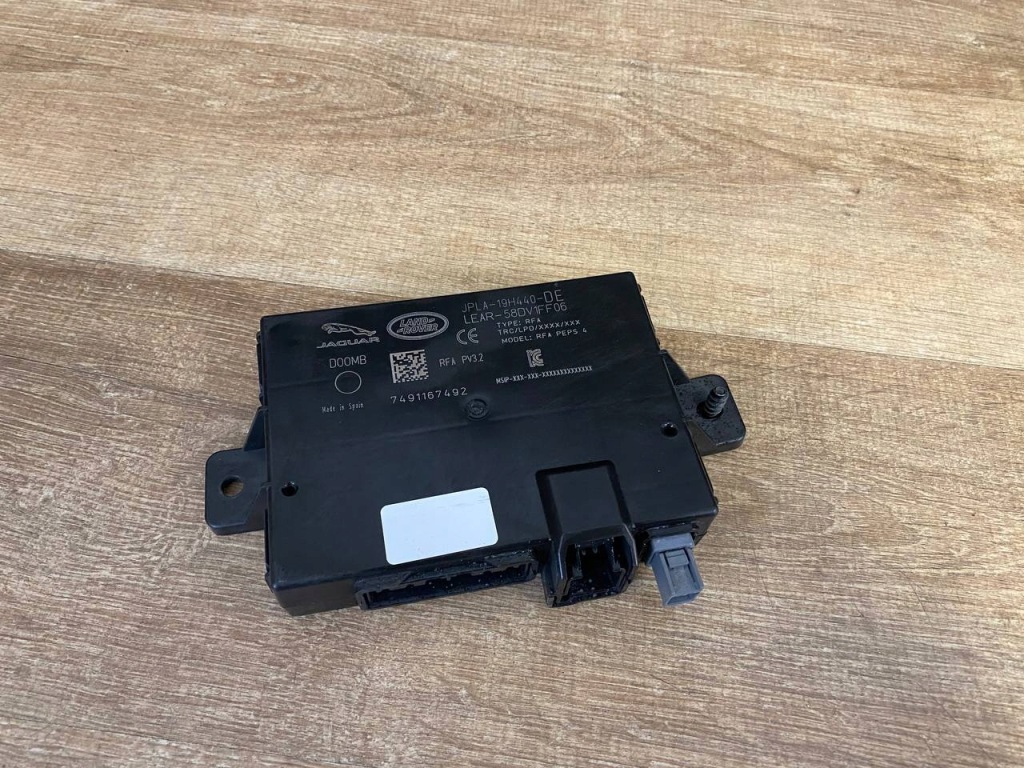 фото №1, Модуль блок управления rfa сигнализация land rover discovery l462 оригинальный номер jpla-19h440-de