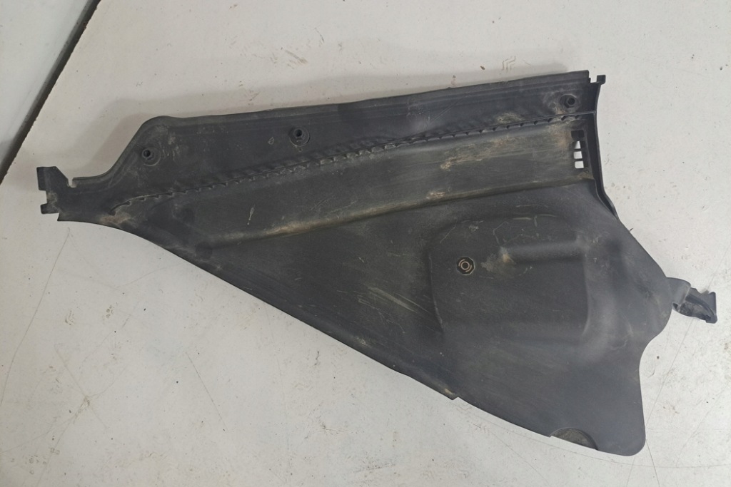 фото №8, Пластик двірник передніх bmw 3 f30, f80 7405638 2.0l бензиновий 180kw