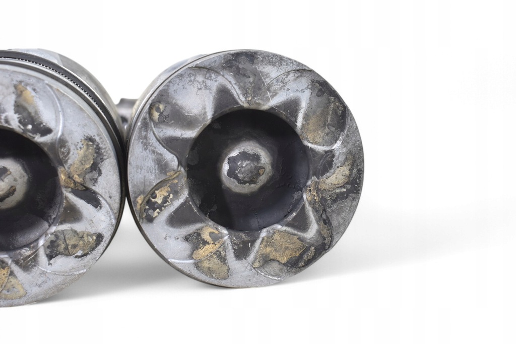 фото №10, Поршень шатун 31330920 volvo s40 ii v50 c30 2.0 d3 150km d5204t5