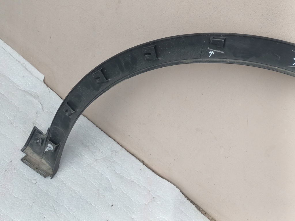 фото №8, Молдинг передняя левая vw id4 id.4 gtx перед левый
