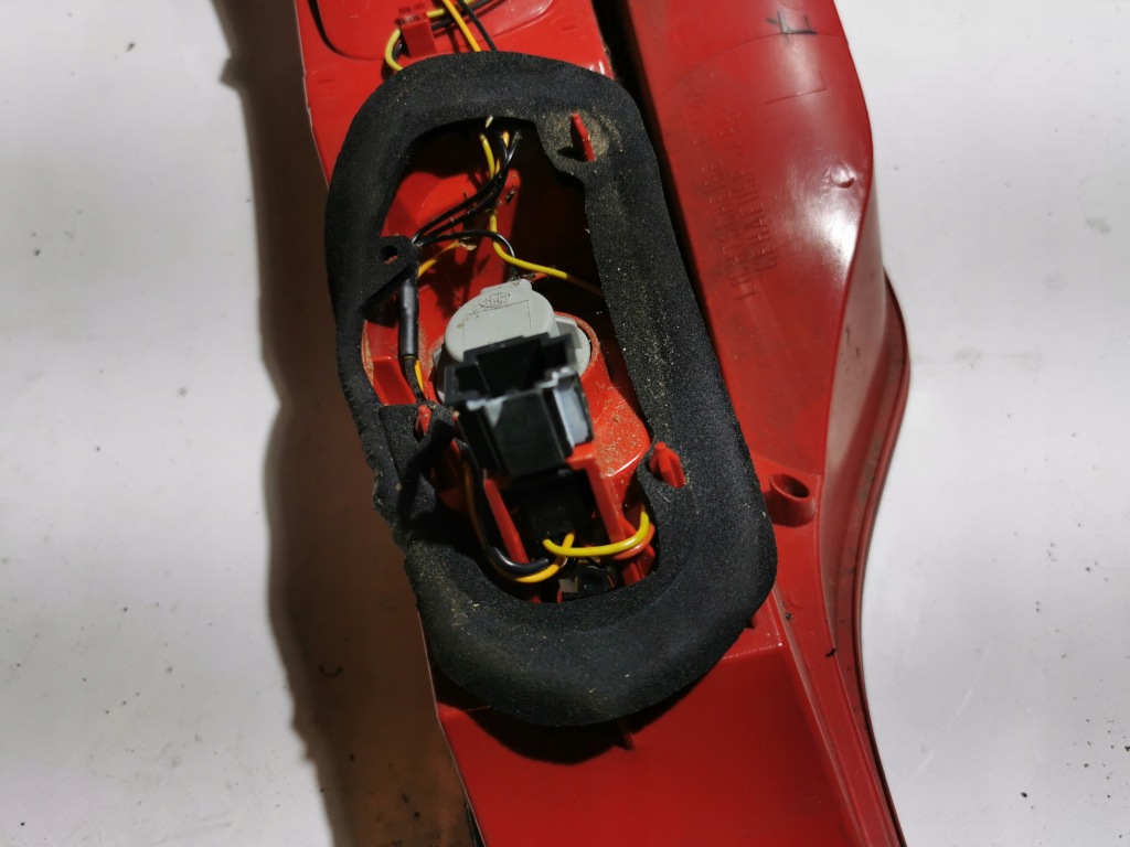 фото №13, Лампа лівий задня audi q7 4l0945093