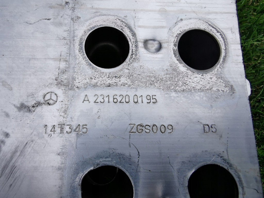 фото №16, New mercedes-benz c w206 передняя часть left распорка a2066209300 original