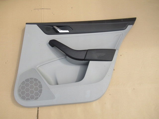 фото №1, Обшивка обивка дверь правый задняя skoda rapid