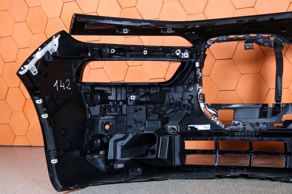 фото №9, Bmw 7 g70 i7 бампер перед передний цвет 475