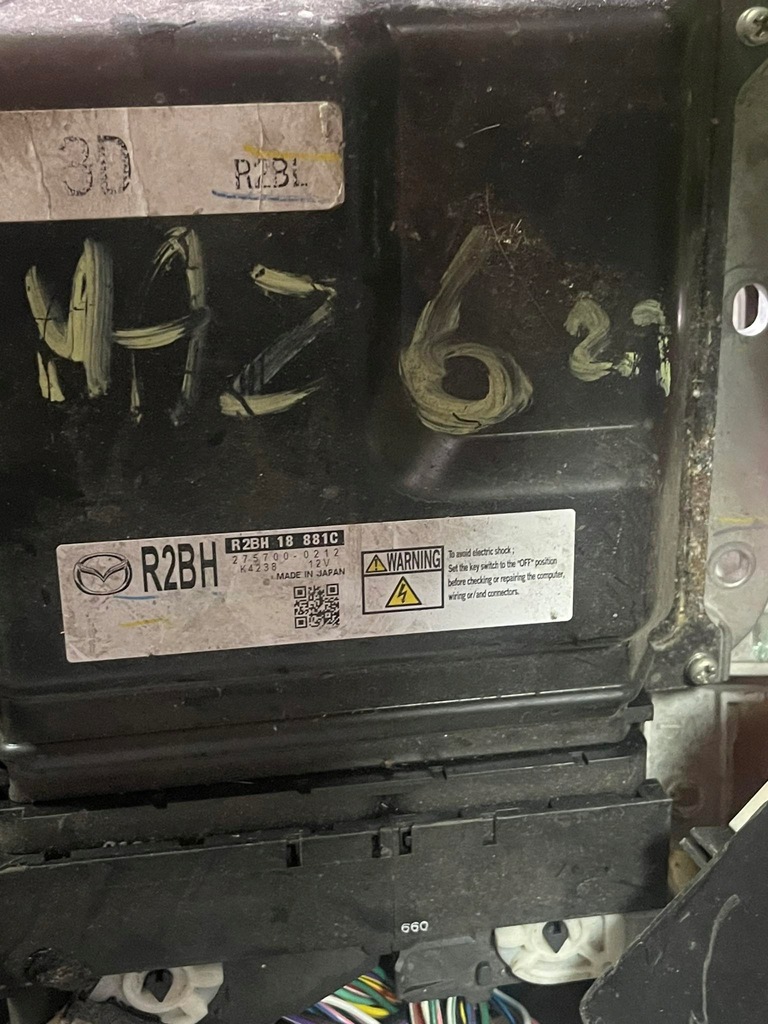 фото №1, Mazda 6 gh ___2.2 __mzr бортовой компьютер двигателя___ r2bh 18881c