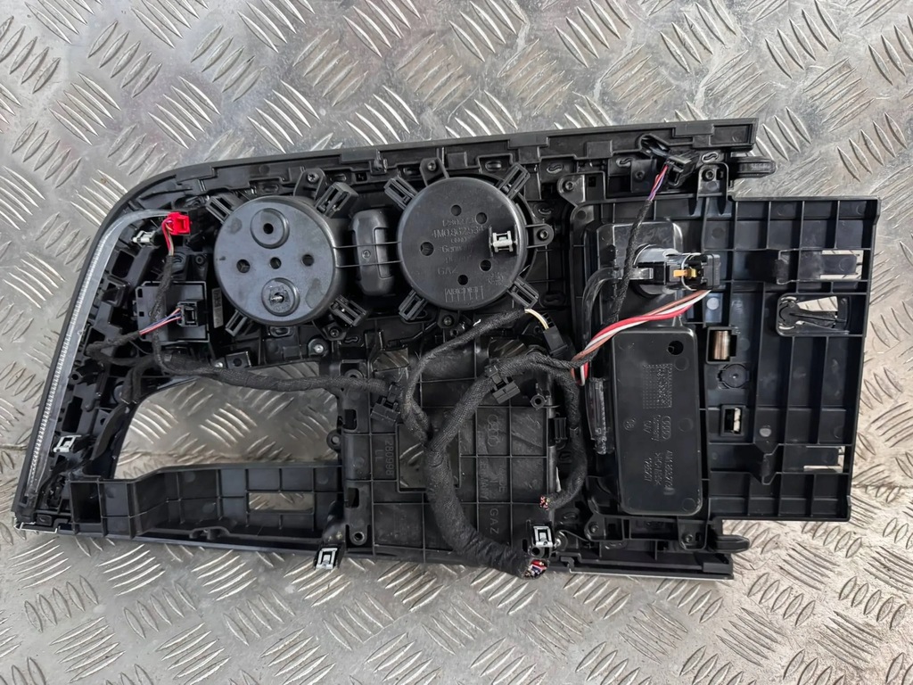 фото №13, Audi sq7 q7 4m 2015-2024 dekor бардачок тунель середнього