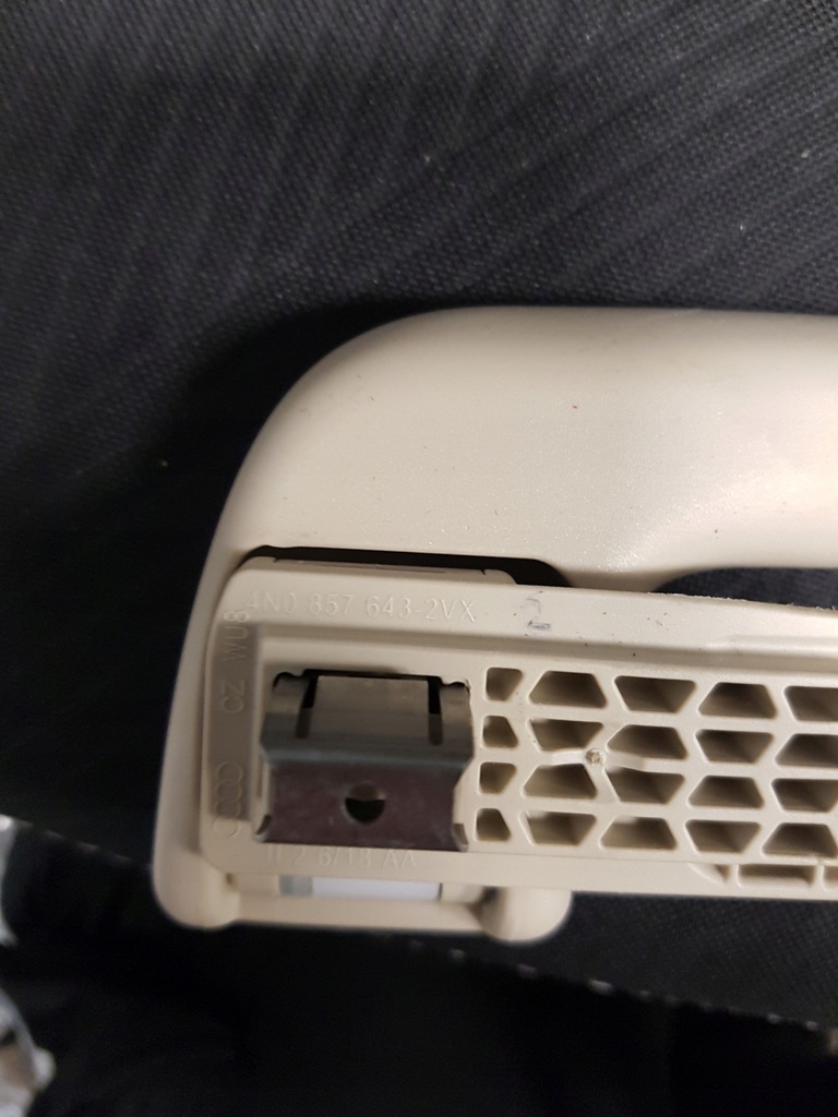 фото №6, Ручка кронштейн потолочный vw touareg iii 4n0857643