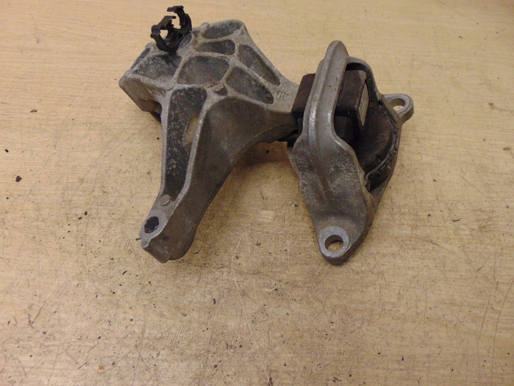 фото №1, Подушка двигуна кронштейн renault megane iii 1.5 dci