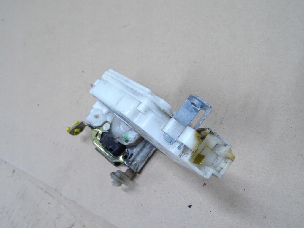 фото №6, Terrano ii maverick замок двері правий перед 93-99r