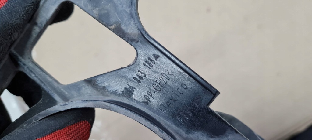 Sq5 80a q5 накладка накладка піввісь права правий перед 80a863188a Зі Шроту