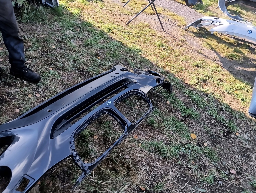 Bmw x3 f25 x4 f26 рестайлінг  lci бампер перед передній 7338543 7355040 Оригінал