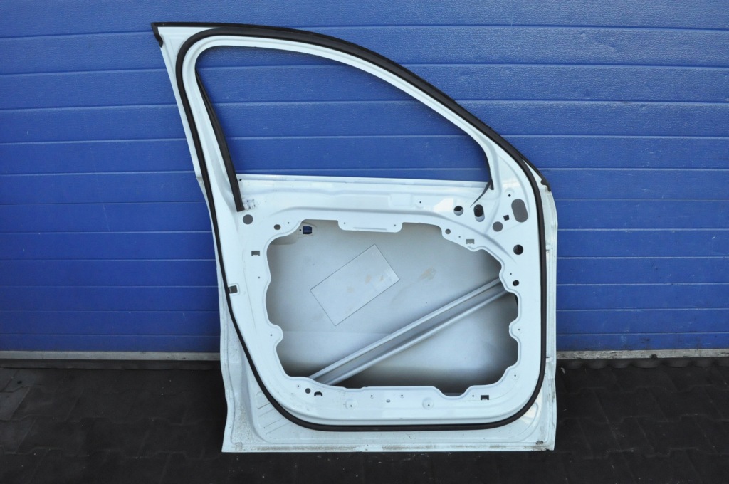 фото №3, Volvo xc40 2019 дверь левый перед левая передние