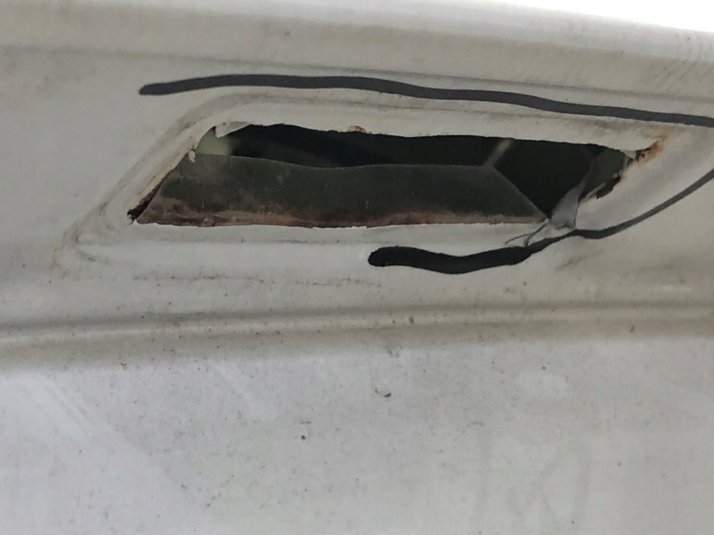 фото №7, Крышка багажника задняя skoda rapid хэтчбек белый candy задняя, багажника