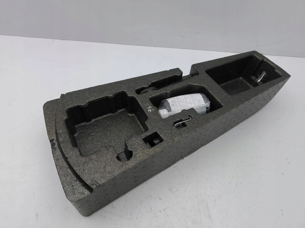 фото №1, Seat leon iv 2021 набір інструментів