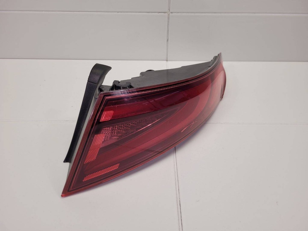 фото №8, Лампа задня права сторона alfa romeo giulia 952 2017 20690203