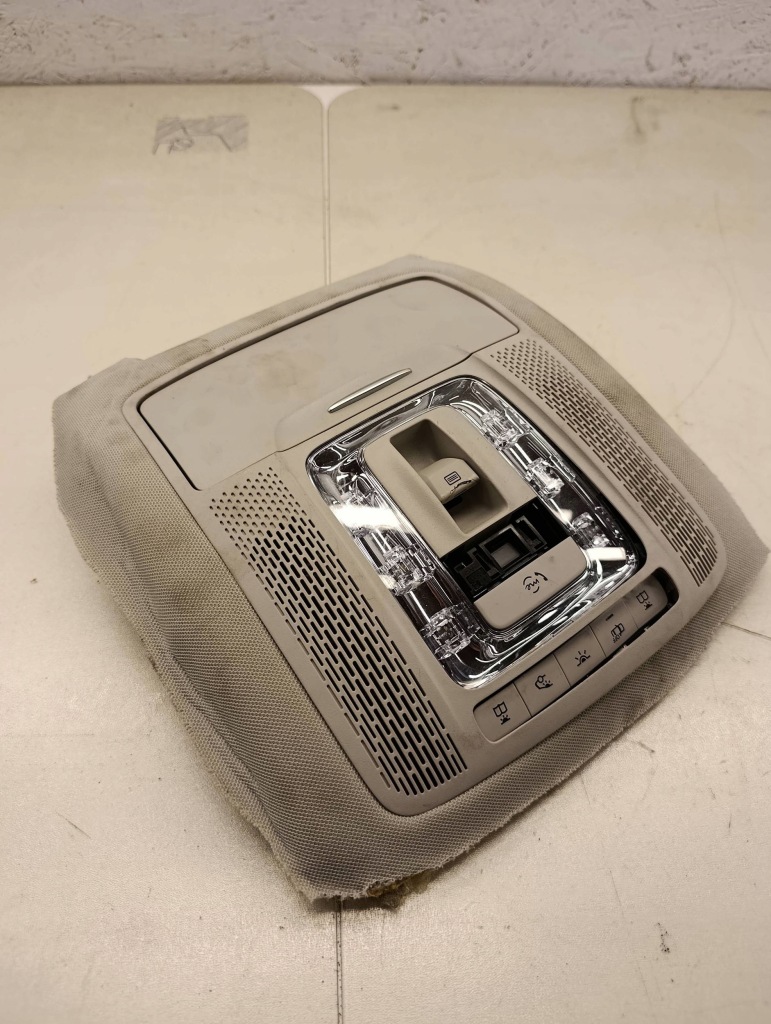 фото №1, Mercedes-benz gle w167 2021 панель освещение салона кабины