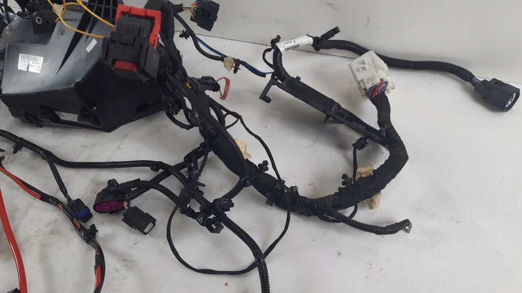 фото №5, Volvo xc40 1.5 hybdir джгут електропроводка відсік двигуна 31473880