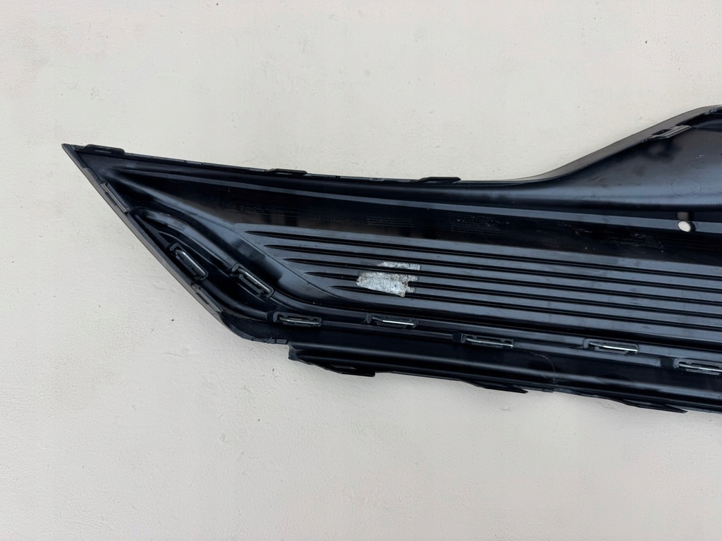 фото №12, Ford galaxy 3 iii lift 19r- решётка бампера правая перед lm2b-19952-v-pia-01