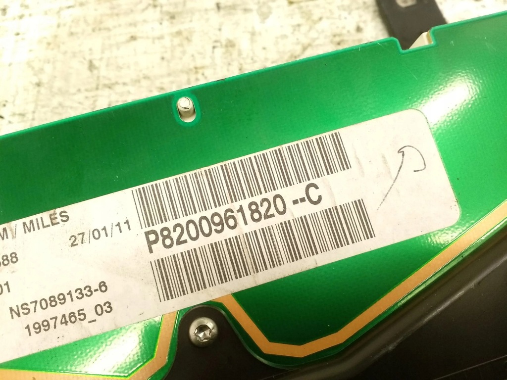 фото №7, Opel vivaro 2013 счетчик / спидометр