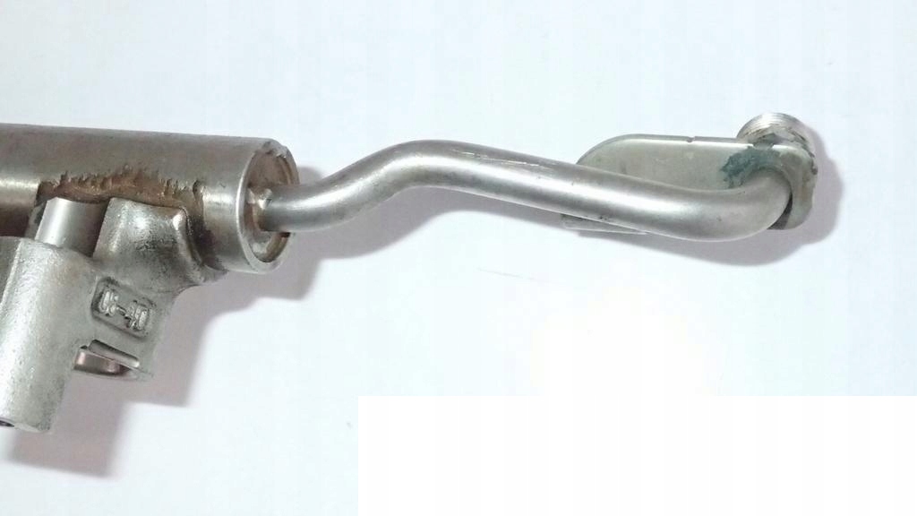 фото №11, Молдинг впрыскная audi s8 d3 s6 c6 5.2 07l133316a