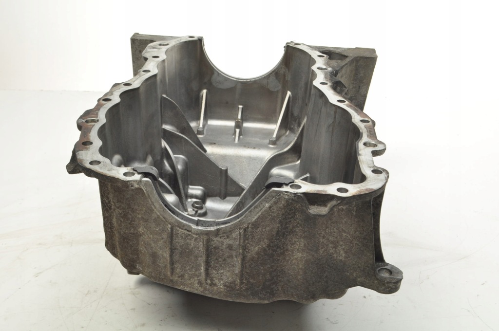 Mercedes w176 1.5 cdi поддон масляная a6070140102 с Разборки