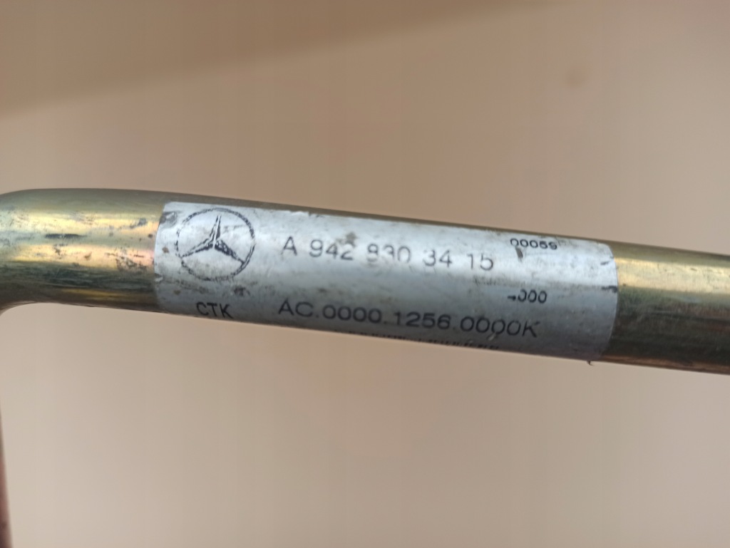 фото №4, Mercedes actros mp1 mp2 mp3 шланг кондиционера