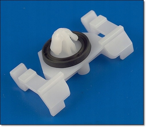 фото №5, 2szt mercedes w 211 -кліпса накладки зовнішній. поріг